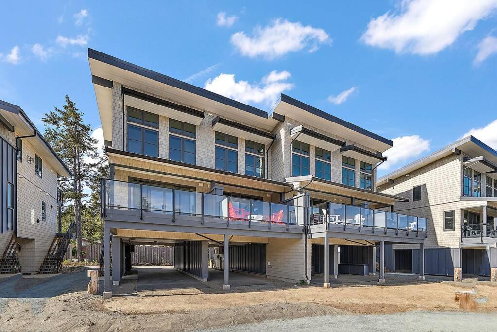 The Beach House At Saratoga Oceanfront Escape Villa Campbell River Exterior photo